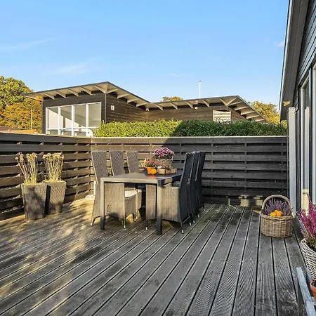 Awesome In With Kitchen 펜션 *