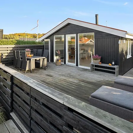 Nyaraló Awesome In With Kitchen