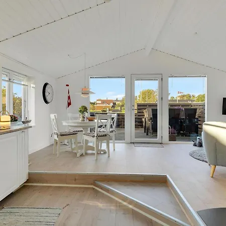 בית נופש Awesome In With Kitchen