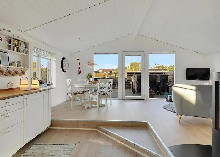 בית נופש Awesome In With Kitchen