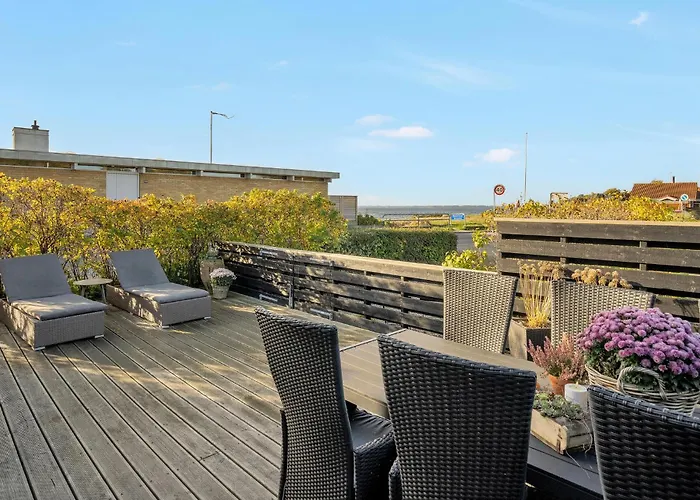 Awesome In With Kitchen בית נופש *